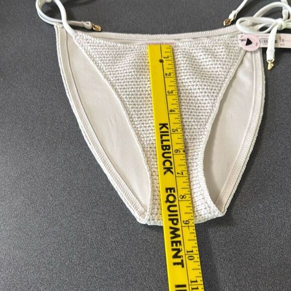 NWT Victoria’s Secret crochet cream color side tie bikini bottoms size medium la - Picture 7 of 8